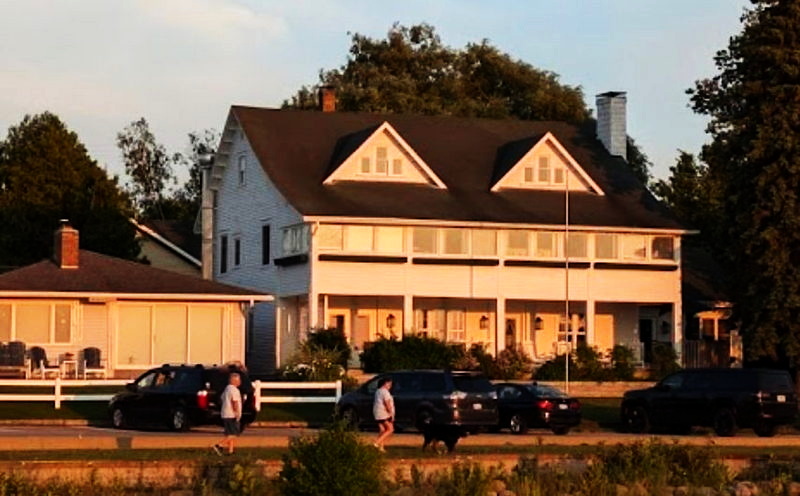 Inn at Beulah Beach (Clark House) - Inn At Beulah Beach (newer photo)